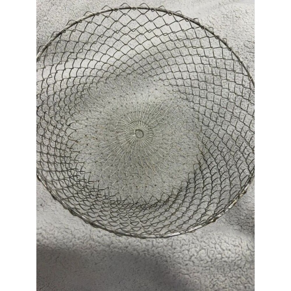 Vintage Collapsible Wire Mesh Strainer Basket Folding French Fry Skimmer VTG